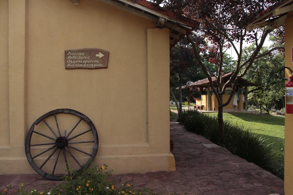 Hospedagem Fazenda Nova America Бротас Екстер'єр фото